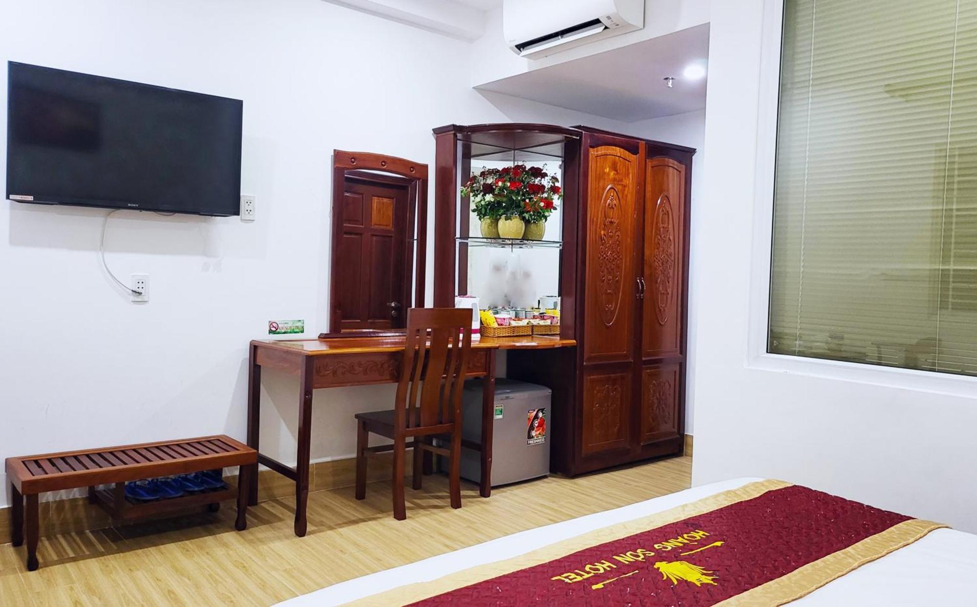 Hoang Son Hotel - Кан То Екстериор снимка
