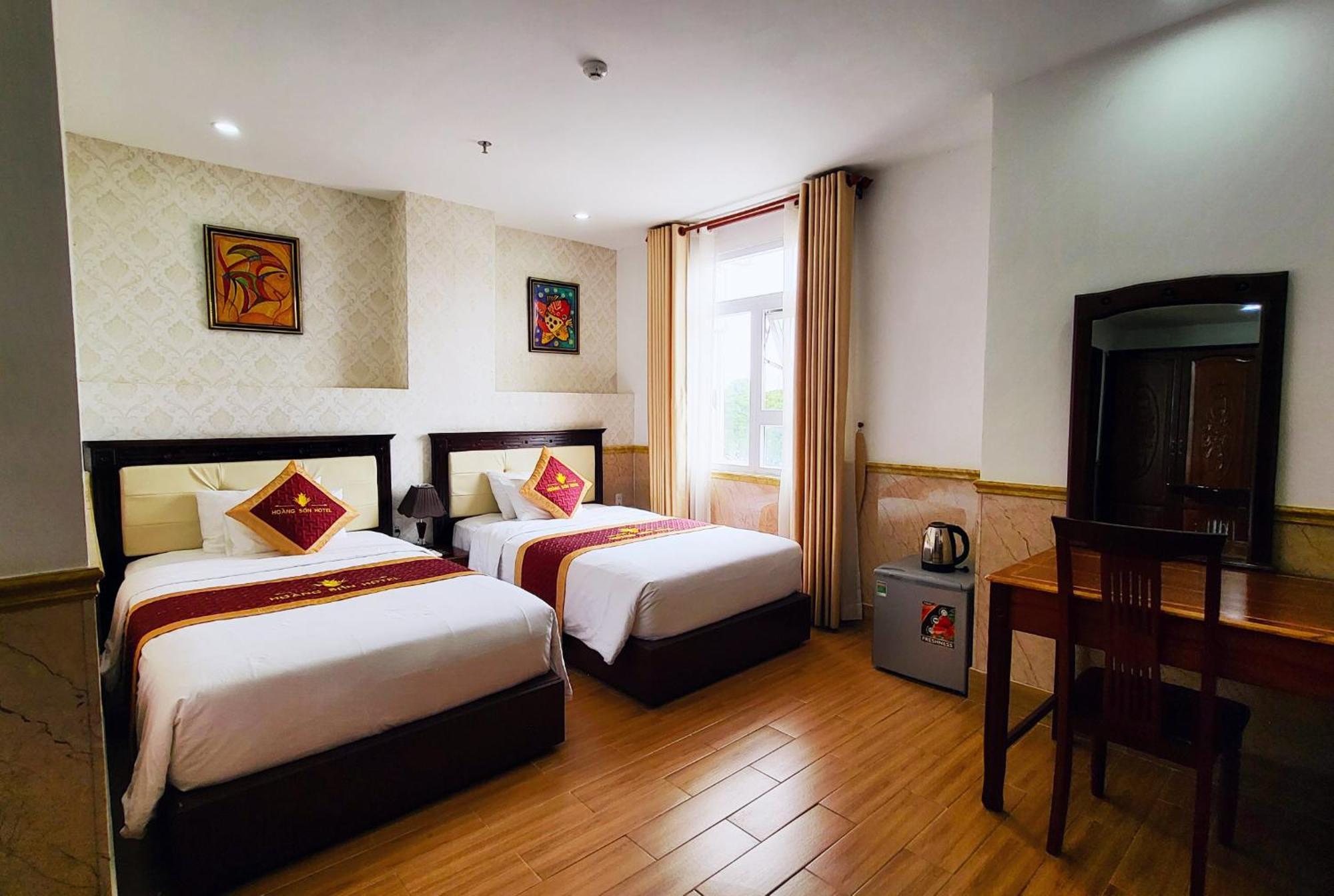 Hoang Son Hotel - Кан То Екстериор снимка