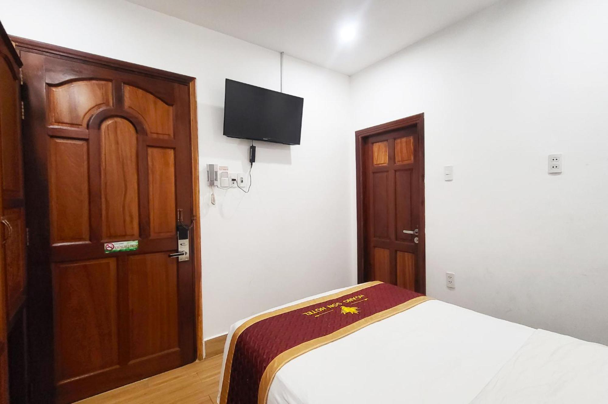 Hoang Son Hotel - Кан То Екстериор снимка