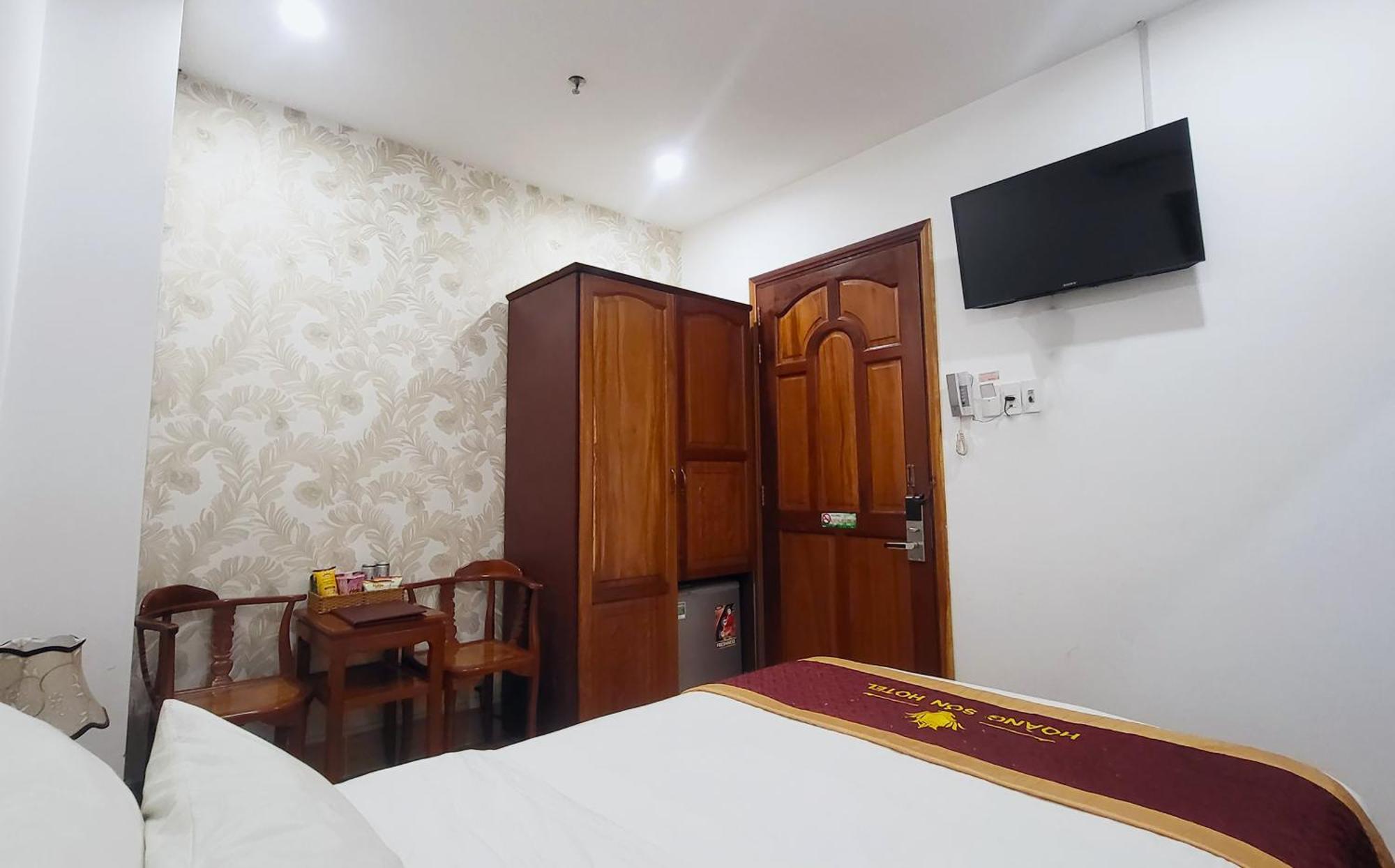 Hoang Son Hotel - Кан То Екстериор снимка