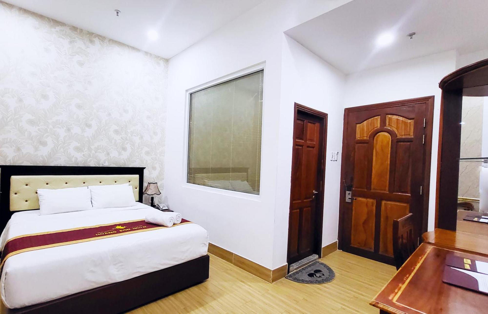 Hoang Son Hotel - Кан То Екстериор снимка